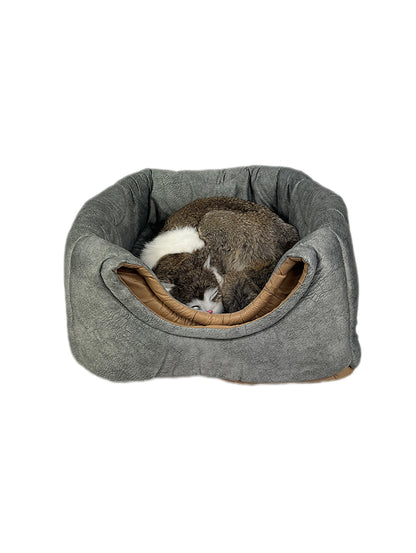 Katzenhöhle als Bett & Sessel in Grau