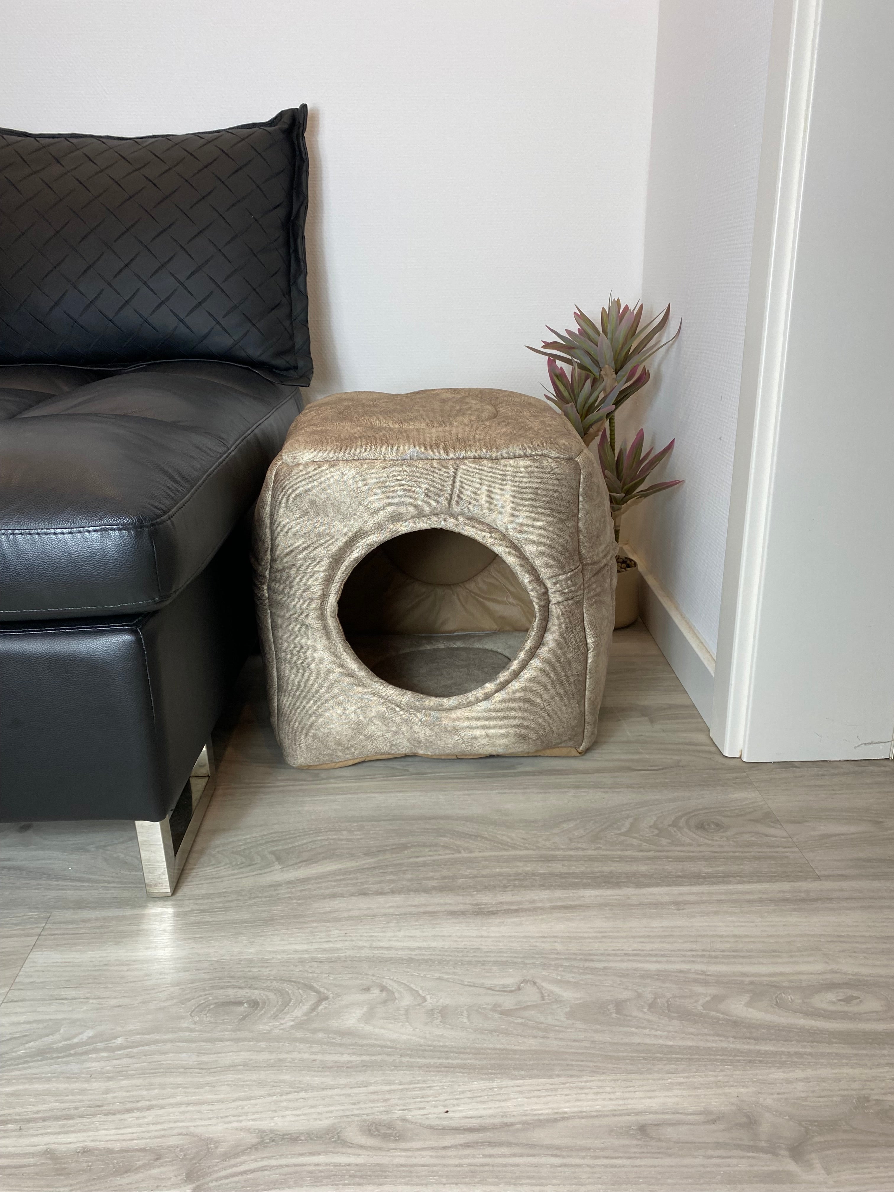 3-in-1 Katzenhöhle als Bett & Sessel 😺